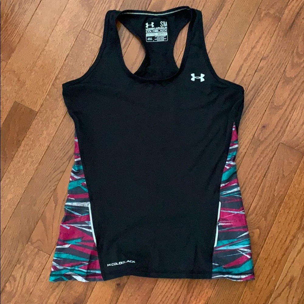 Under Armour Semi Fitted Top